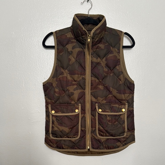J. Crew Jackets & Blazers - J. Crew Camouflage Quilted Vest